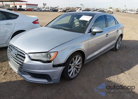 2015 Audi A3 1.8T Premium z USA, uszkodzony, nr VIN WAUACGFF3F1144223